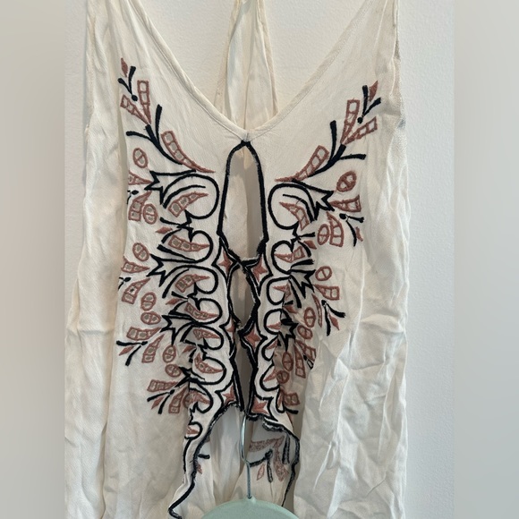 Free people 2 piece top and shorts - Picture 3 of 3